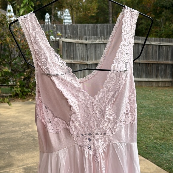 Vintage Vanity Fair Dusty Pink 38 Full Gown Nightgown USA...